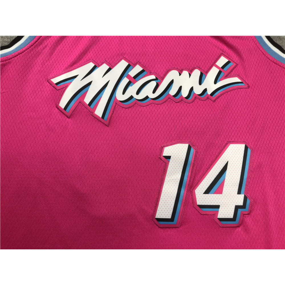 Kép 3/3 - Tyler HERRO Pink Bonus Edition Miami Heat mez