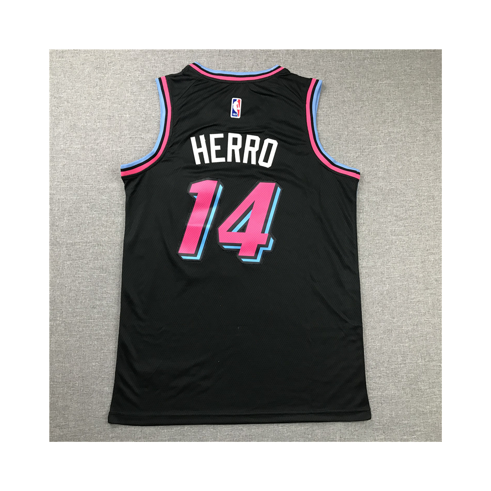 Kép 2/3 - Tyler HERRO 2018-19 city Edition Miami Heat mez