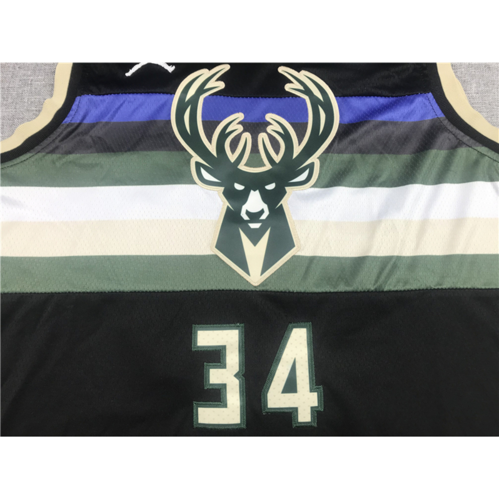 Kép 3/3 - Giannis ANTETOKOUNMPO Statement Edition Milwaukee Bucks mez