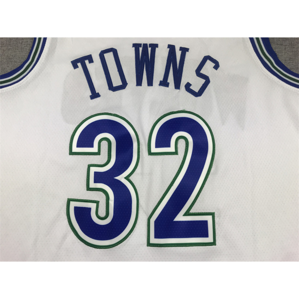 Kép 4/4 - Karl-Anthony TOWNS 75th anniversay Minnesota Timberwolves mez