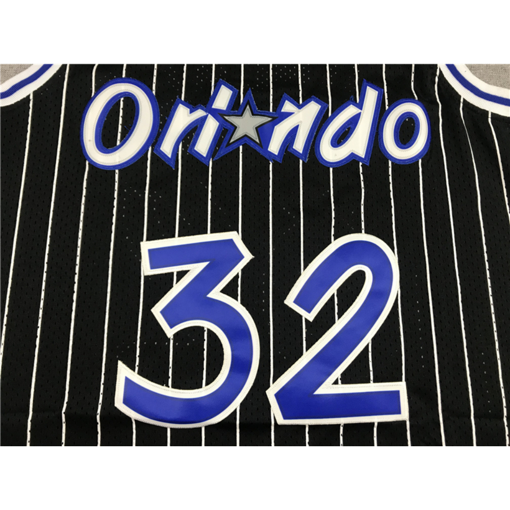 Kép 3/3 - Shaquille O’NEAL 1994-95 Classic Striped fekete Orlando Magic mez