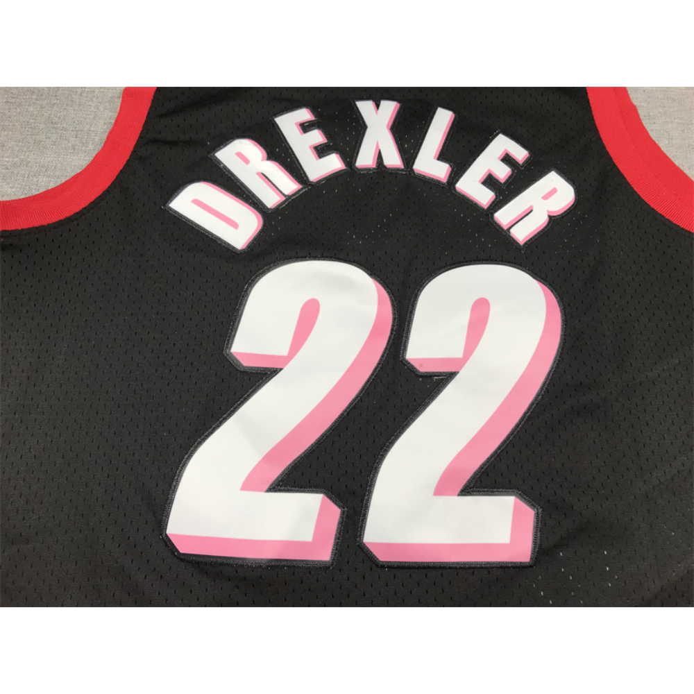 Kép 3/4 - Clyde DREXLER Classic fekete Portland Trail Blazers mez