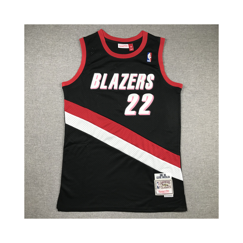 Kép 1/4 - Clyde DREXLER Classic fekete Portland Trail Blazers mez