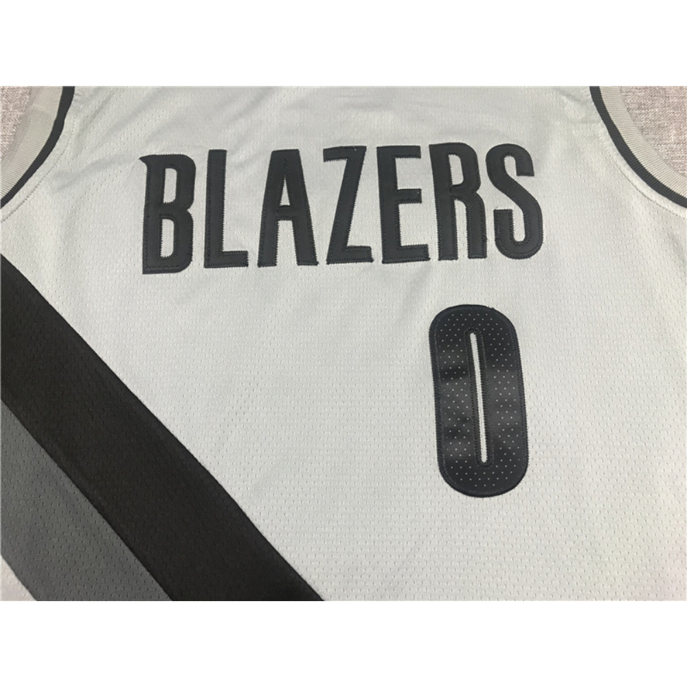 Kép 3/3 - Damian LILLARD Earned Edition Portland Trail Blazers mez