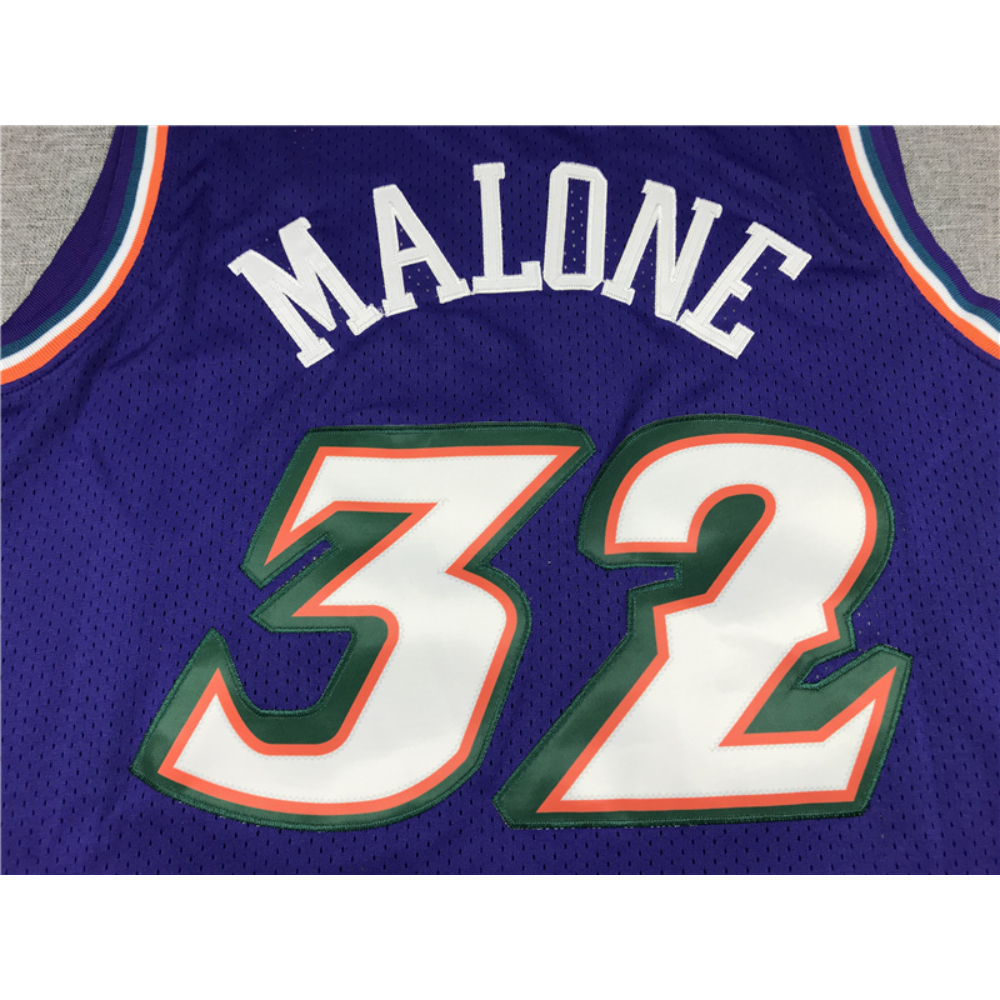 Kép 3/3 - Karl MALONE 1996-97 Classic Away Utah Jazz mez