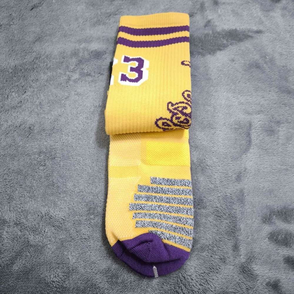 Kép 3/5 - Lebron JAMES #23 Los Angeles sárga zokni