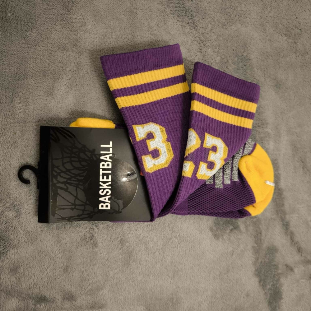 Kép 3/4 - Lebron JAMES #23 Los Angeles sárga zokni