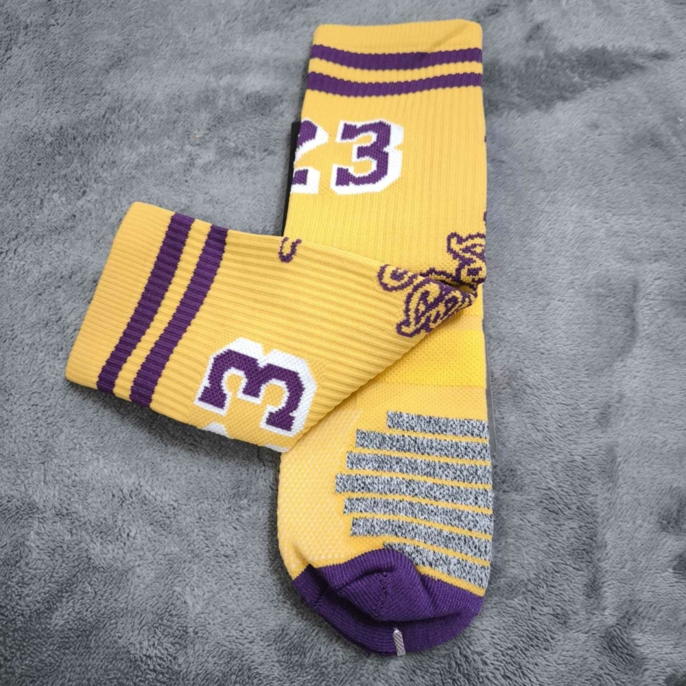 Kép 5/5 - Lebron JAMES #23 Los Angeles sárga zokni