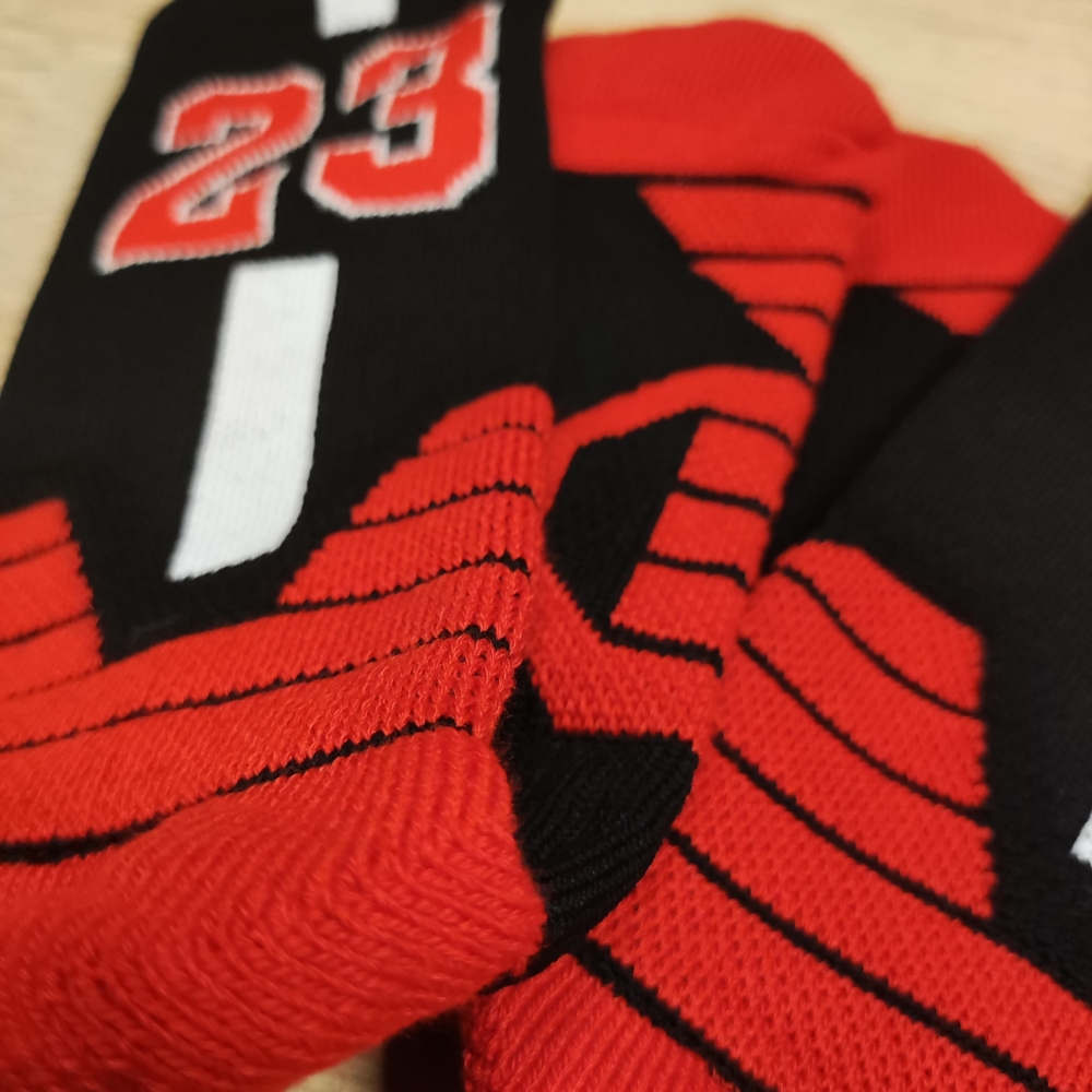 Kép 3/6 - Michael JORDAN fekete zokni