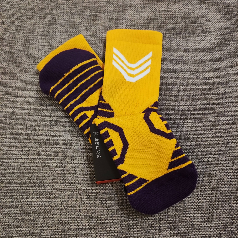 Kép 3/4 - Kobe BRYANT sárga #24 zokni