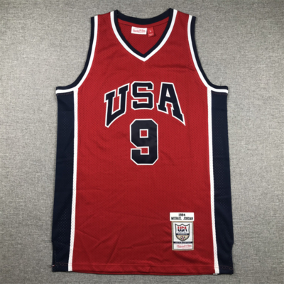Michael JORDAN piros 1984 USA vintage mez