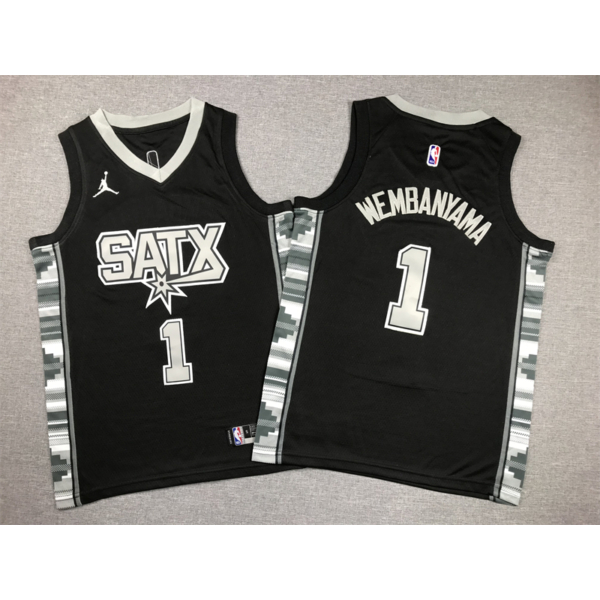 Victor WEMBANYAMA fekete SATX Spurs mez (GYEREK)